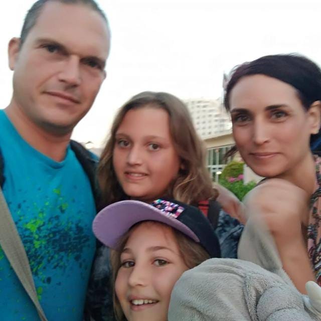 אני